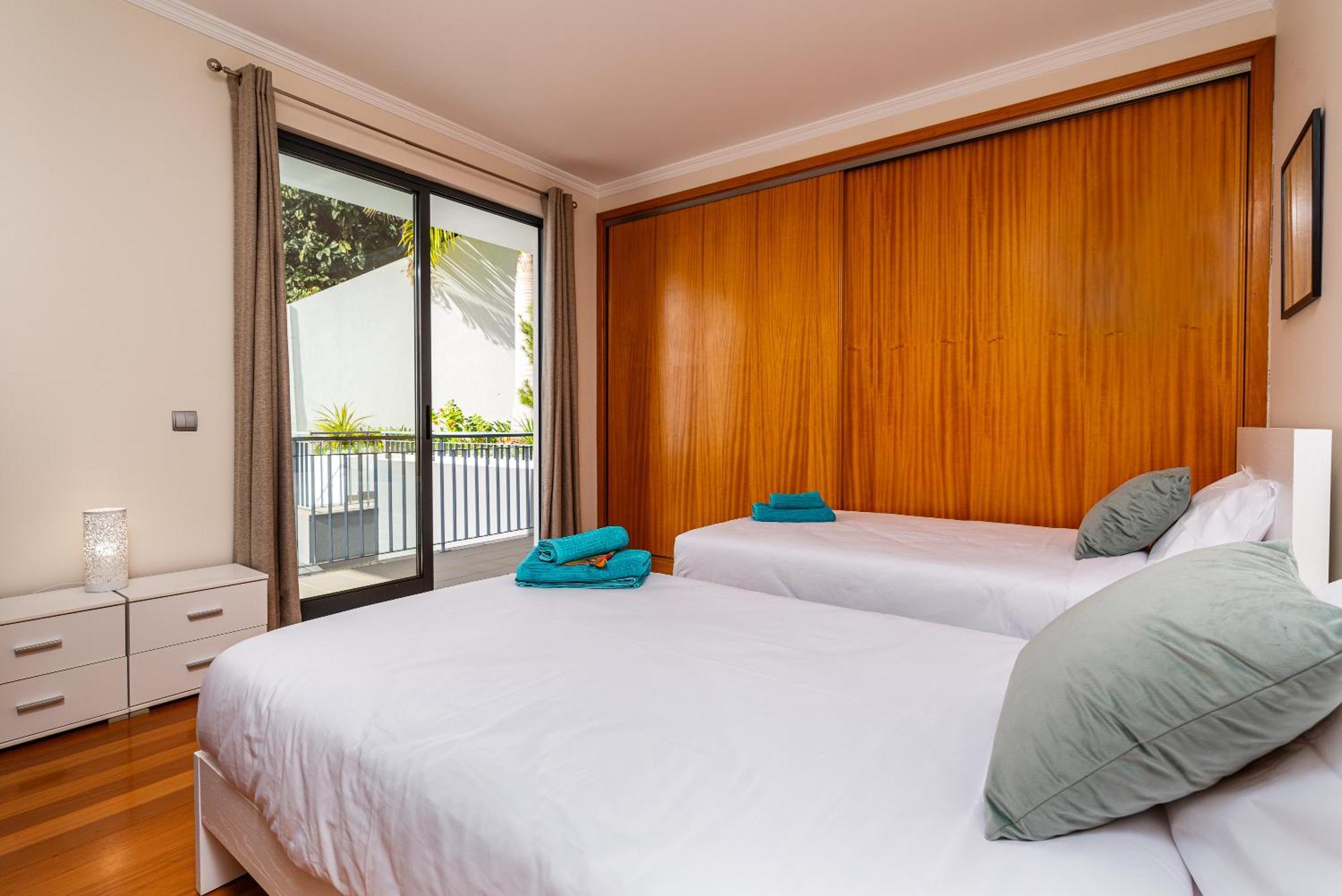 Villa Nunes, Big Holiday House With Private Pool Calheta  Eksteriør bilde